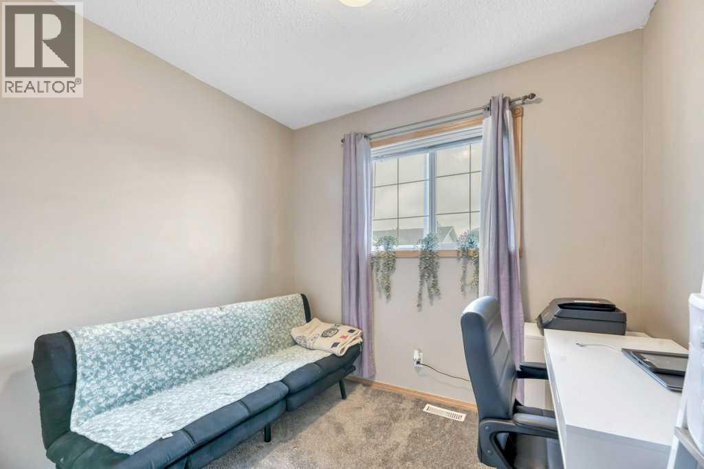 1907 Strathcona Terrace - Photo 31