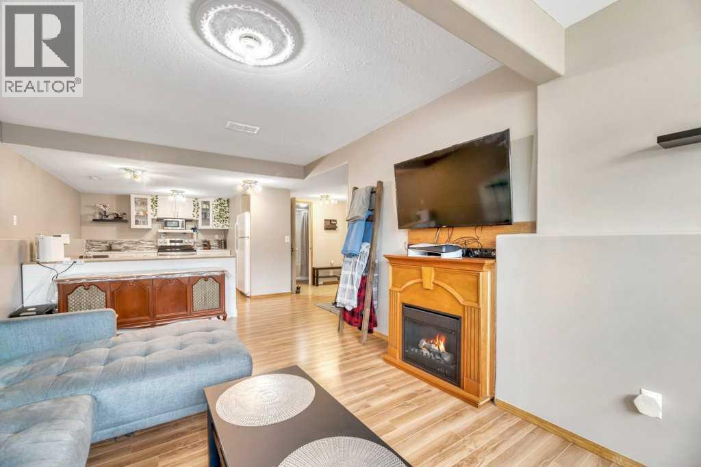 1907 Strathcona Terrace - Photo 39