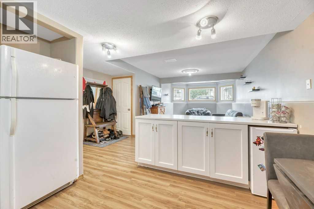 1907 Strathcona Terrace - Photo 41