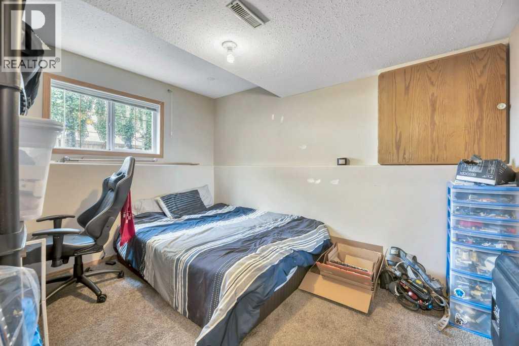 1907 Strathcona Terrace - Photo 43