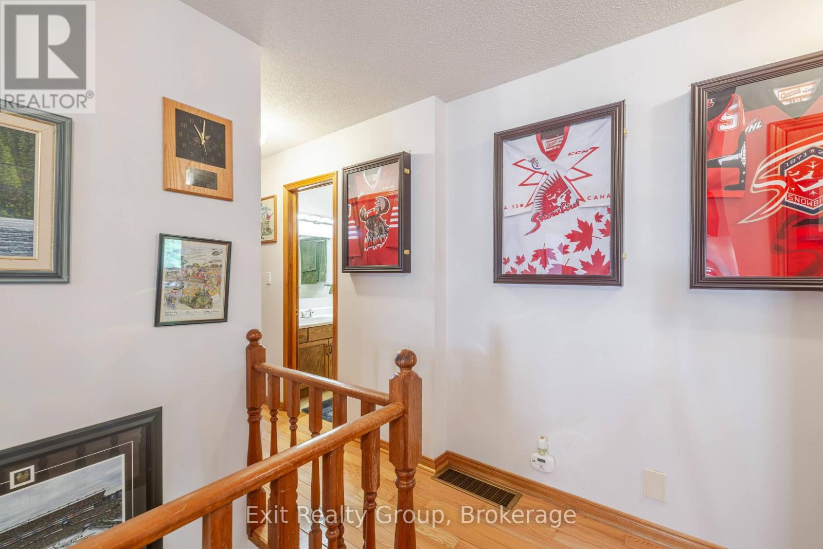 7 DUNNETT DRIVE - 22