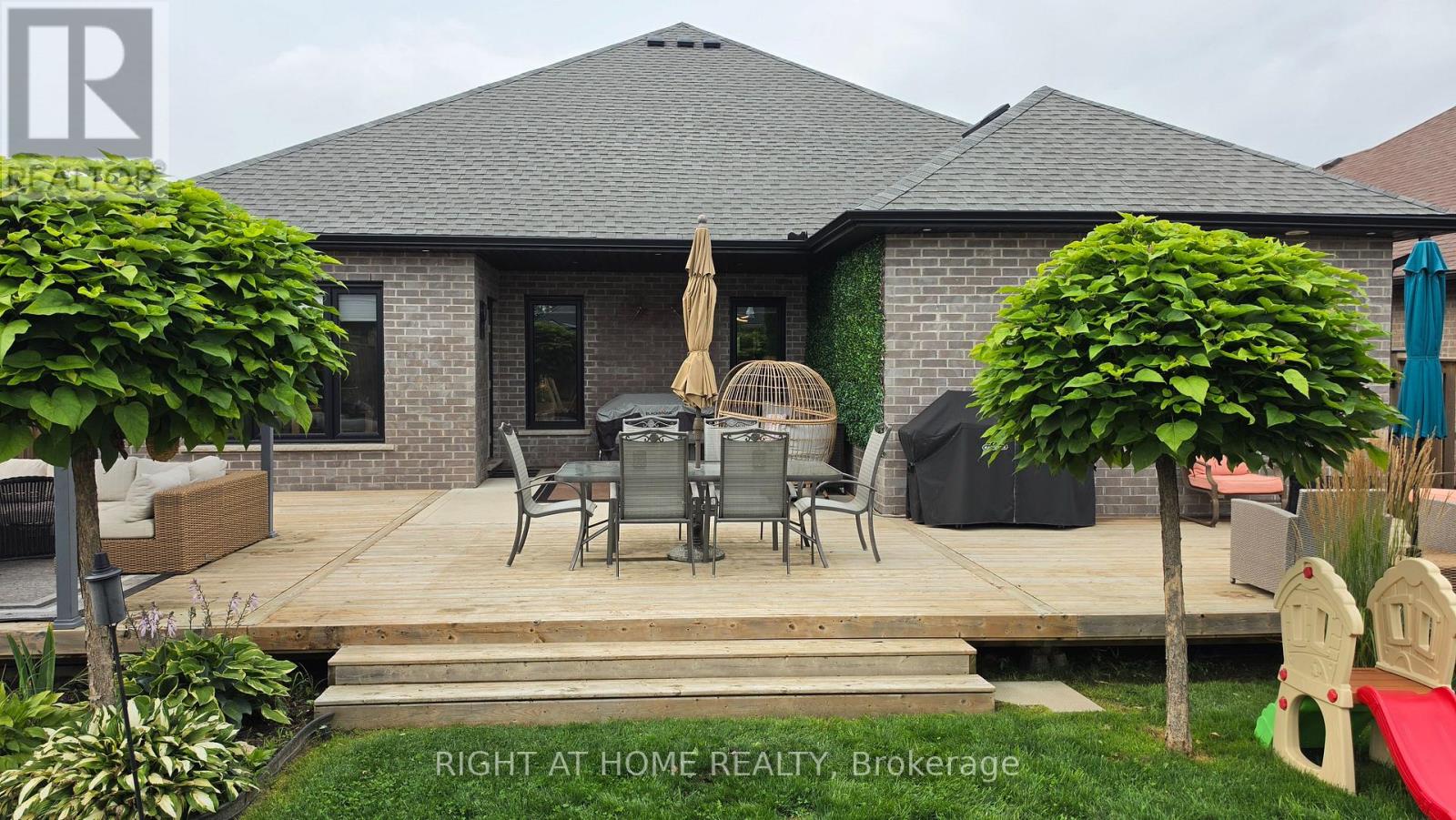 57 TALBOT GROVE LANE - Image 42