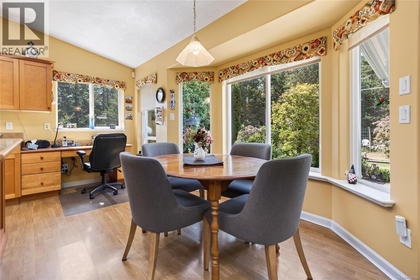 657 Sierra Pines Rd - Image 19