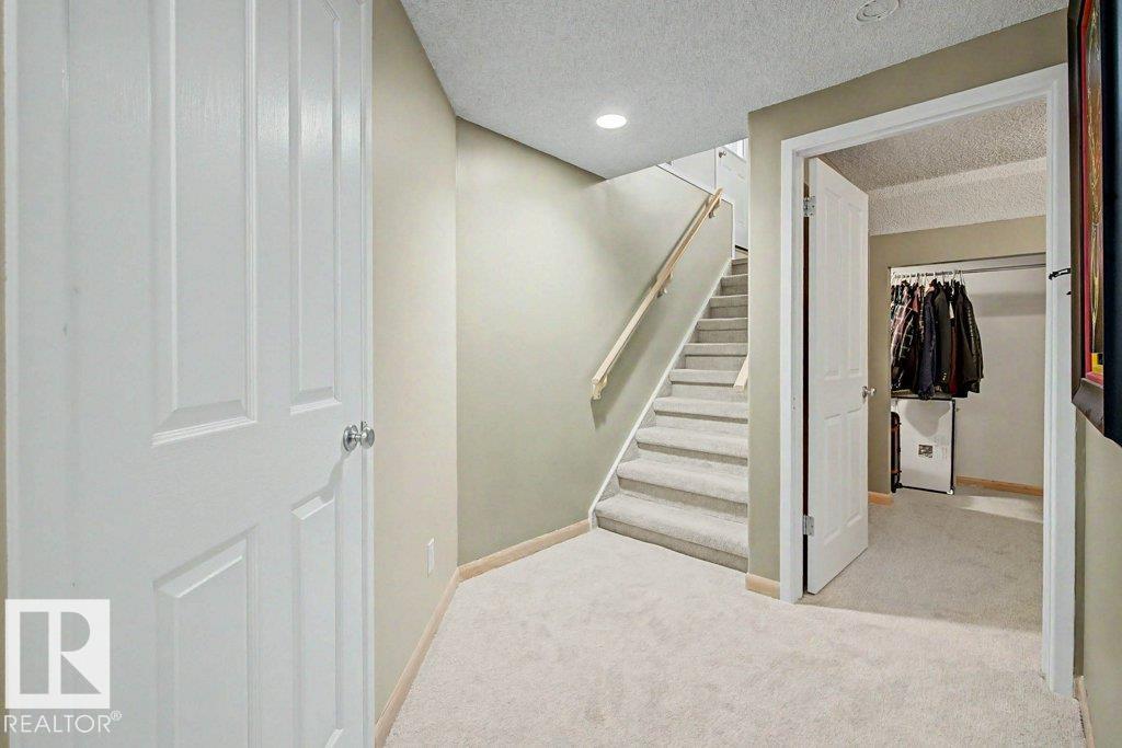 4207 109 A Street NW - Photo 33