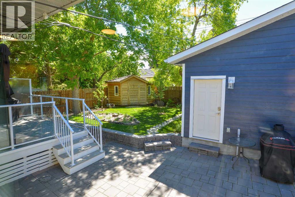 361 Capri Avenue Northwest - Photo 24