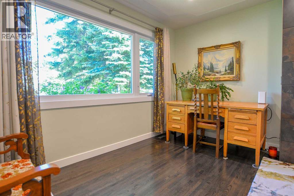 361 Capri Avenue Northwest - Photo 9