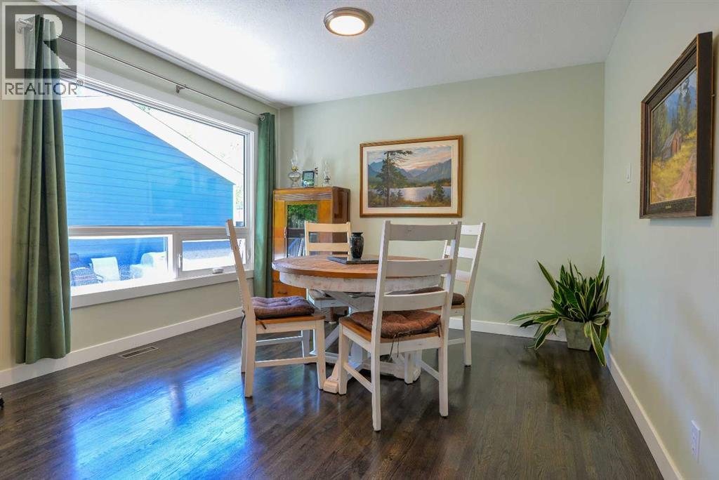 361 Capri Avenue Northwest - Photo 17