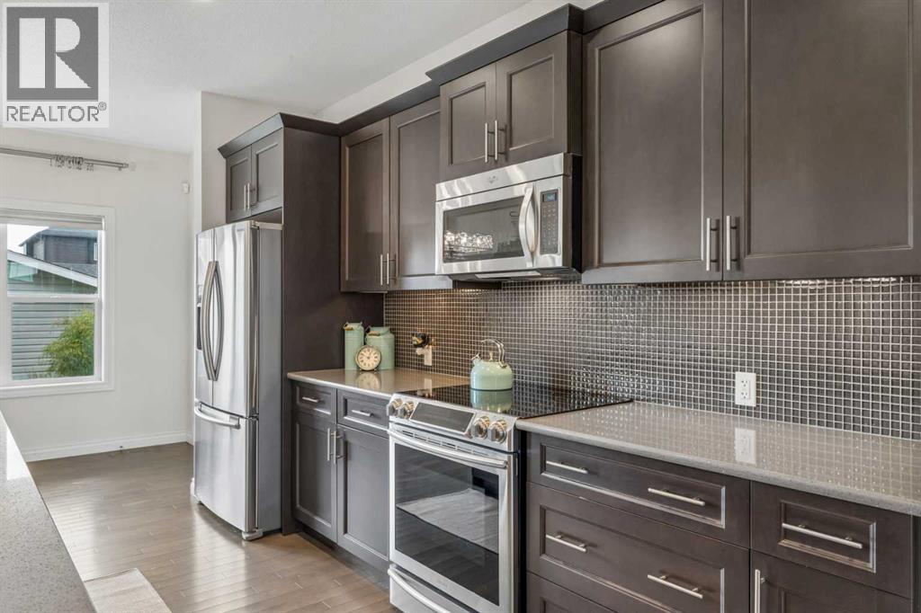 11 Legacy Crescent SE - 11