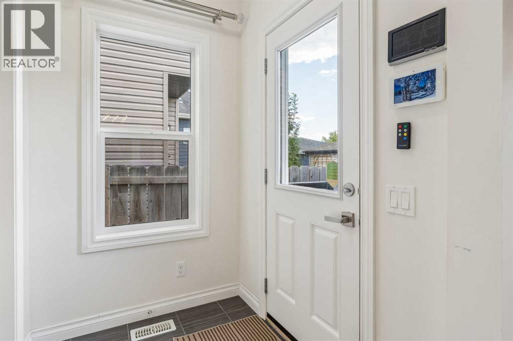 11 Legacy Crescent SE - Image 16