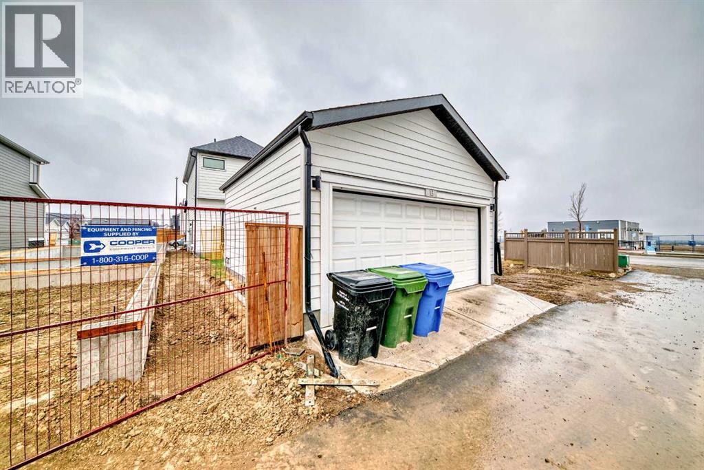 13 Treeline Avenue SW - Image 44