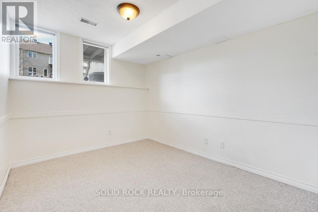 #13 1701 BLOHM DRIVE - 20