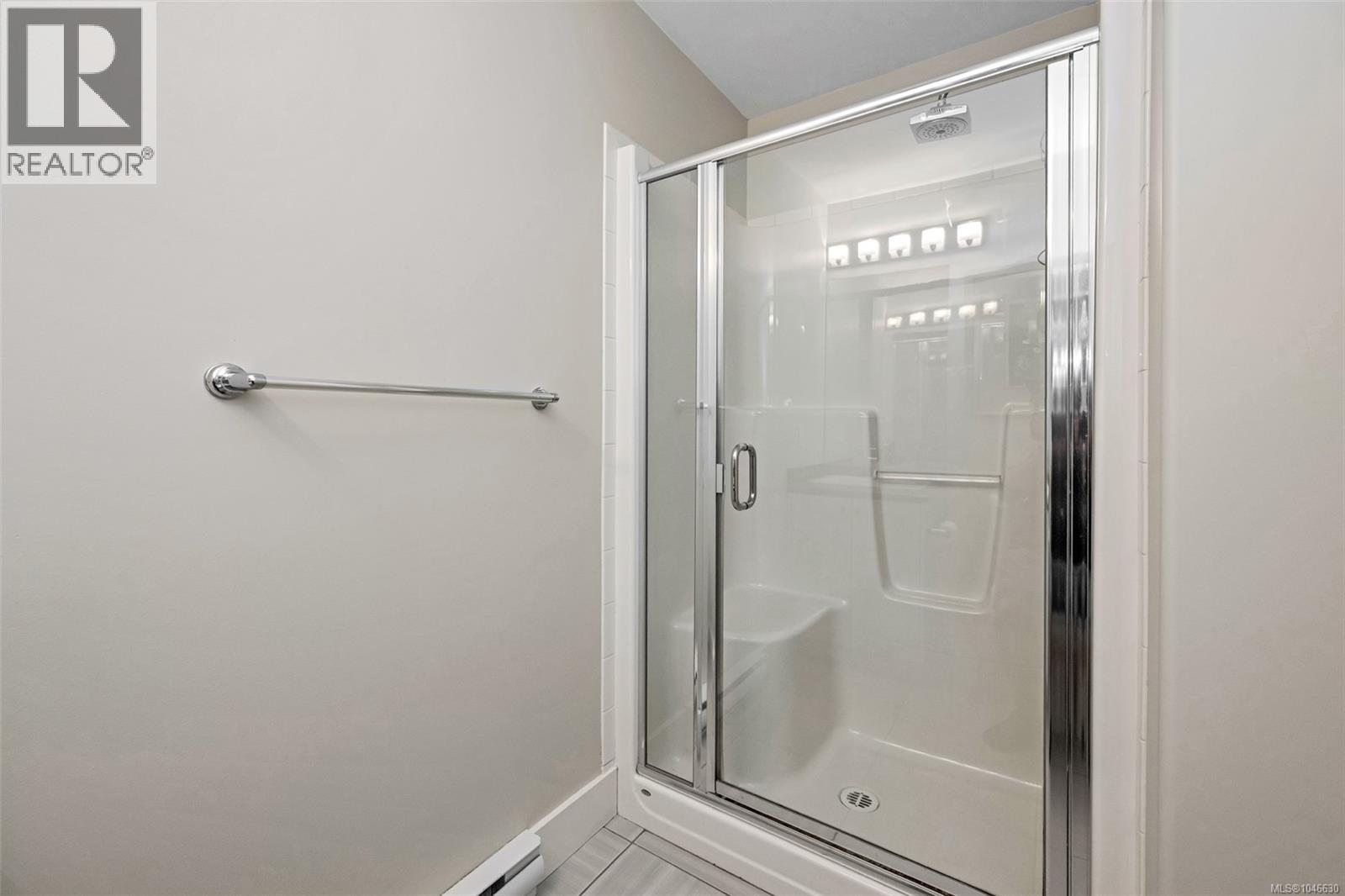 7 4583 Wilkinson Road, Saanich
