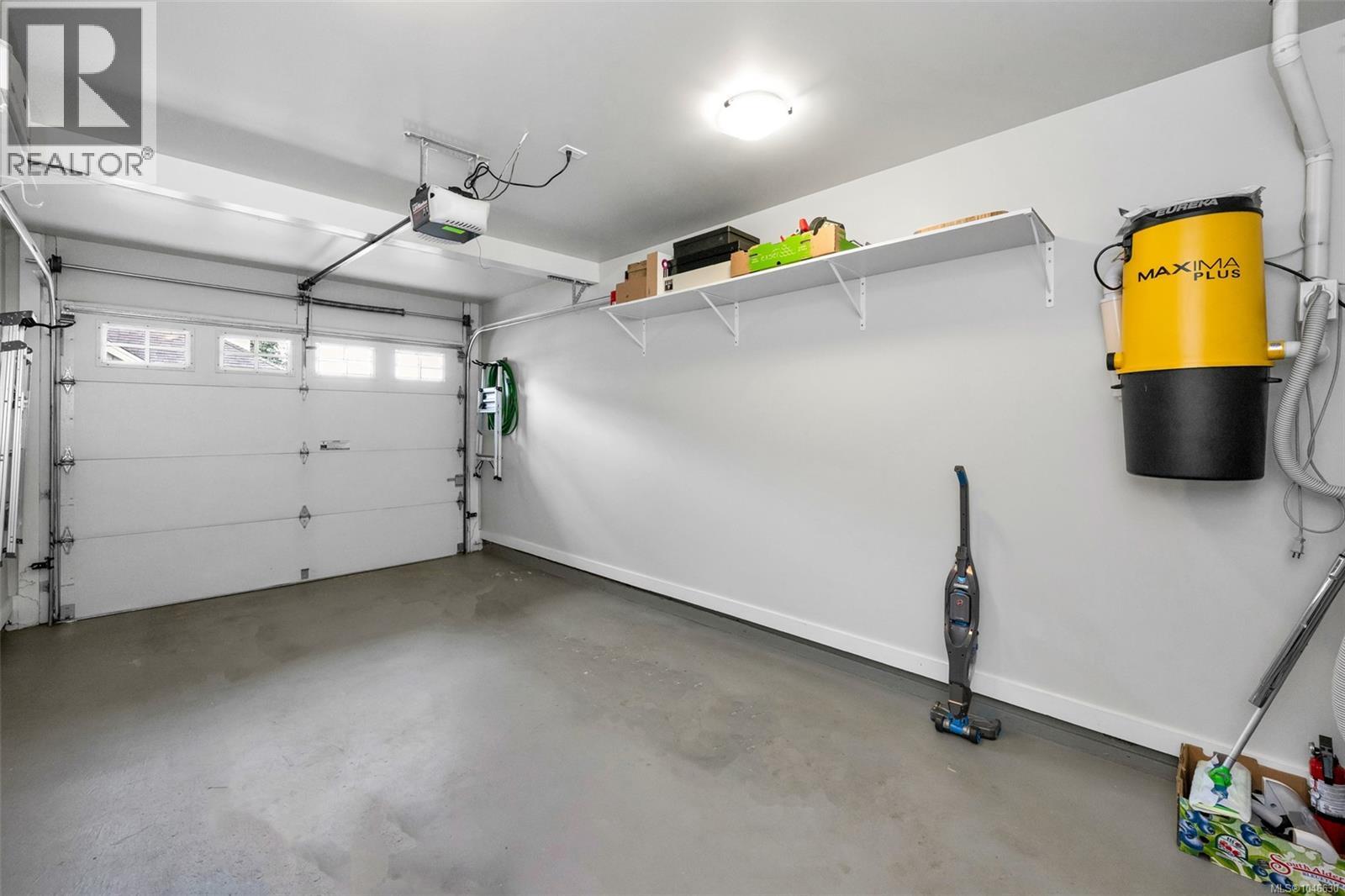 7 4583 Wilkinson Road, Saanich