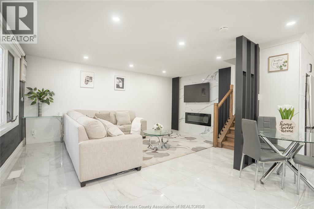 3381 Pineview CRESCENT - Image 4