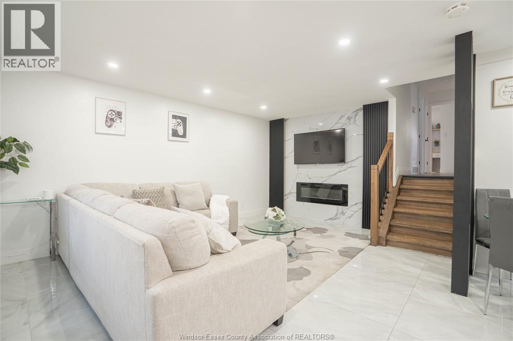 3381 Pineview CRESCENT - 5
