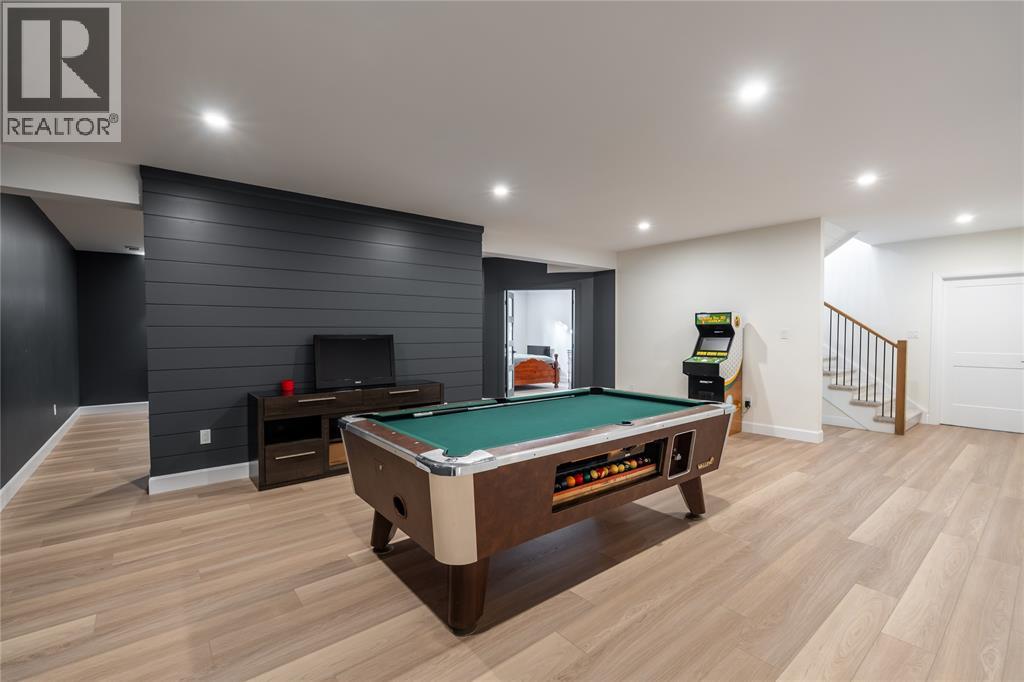 3613 Queen STREET - 31