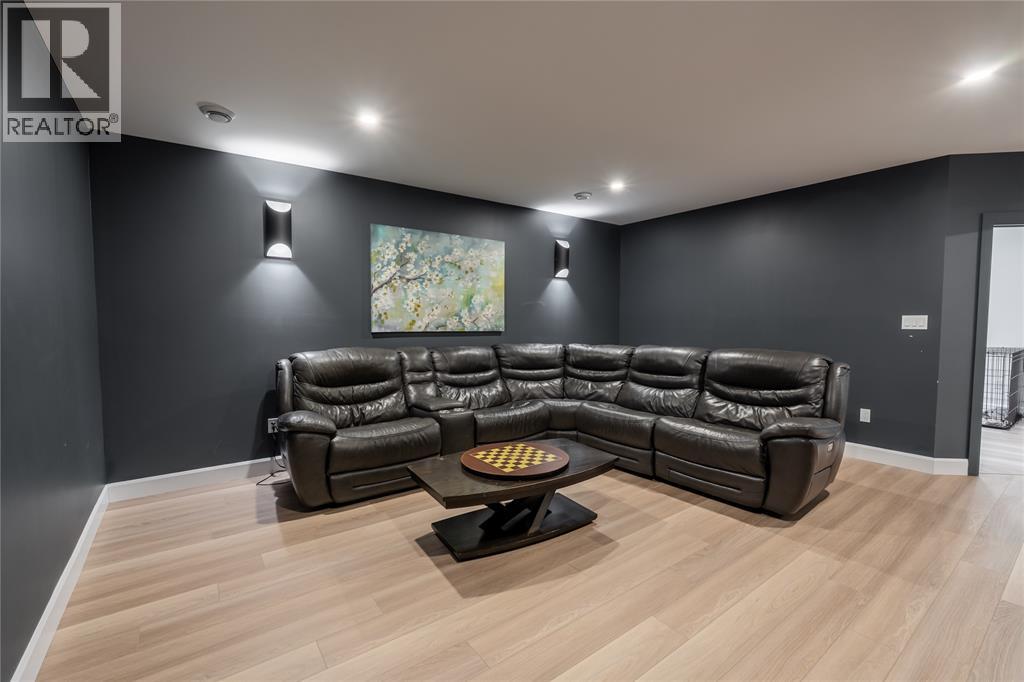 3613 Queen STREET - Image 33
