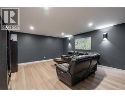 3613 Queen Street, Plympton Wyoming, ON N0N1E0 Photo 32