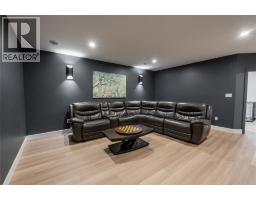 3613 Queen Street, Plympton Wyoming, ON N0N1E0 Photo 33
