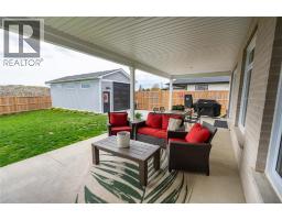 3613 Queen Street, Plympton Wyoming, ON N0N1E0 Photo 47