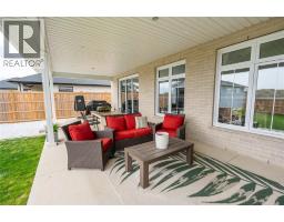 3613 Queen Street, Plympton Wyoming, ON N0N1E0 Photo 48
