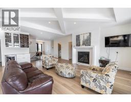 Great room - 3613 Queen Street, Plympton Wyoming, ON N0N1E0 Photo 8