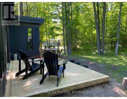 33 St. Laurent Boulevard, Tiny, ON L9M0J2 Photo 10