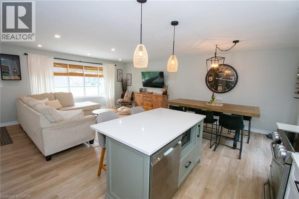 127 CLEARY Avenue - 11