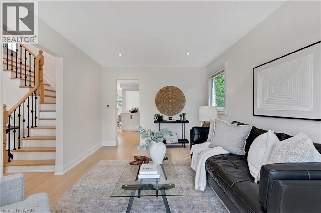 62 GLENVALLEY Drive - 10