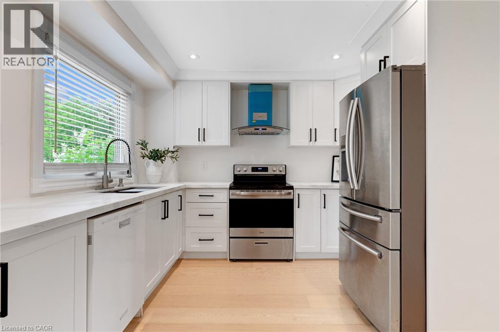 62 GLENVALLEY Drive - Image 14