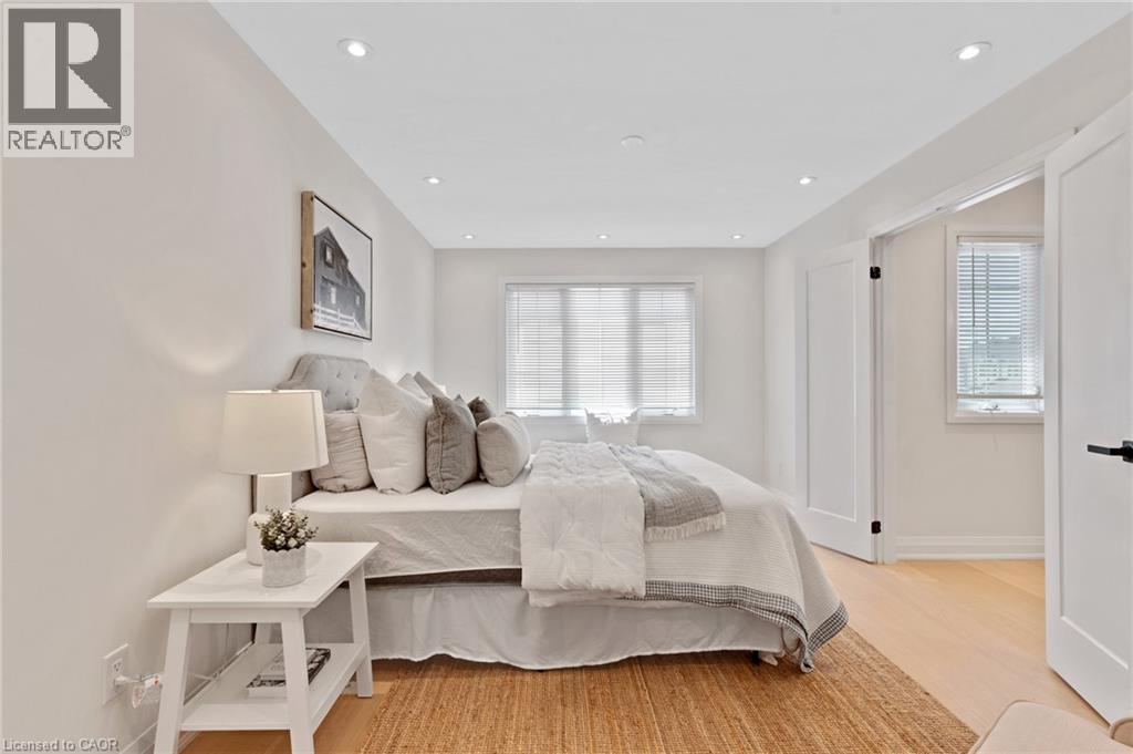 62 GLENVALLEY Drive - 30
