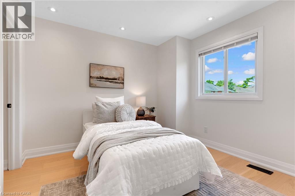 62 GLENVALLEY Drive - Image 37