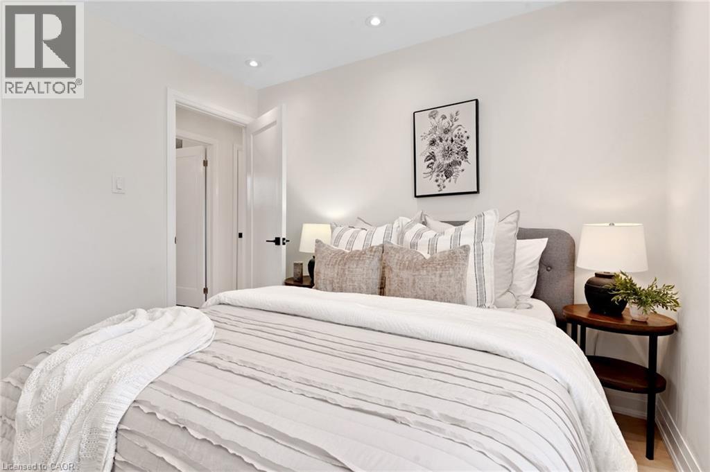 62 GLENVALLEY Drive - Image 40