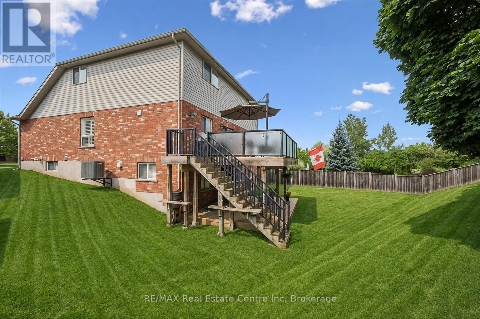 34 WHETSTONE CRESCENT - 39
