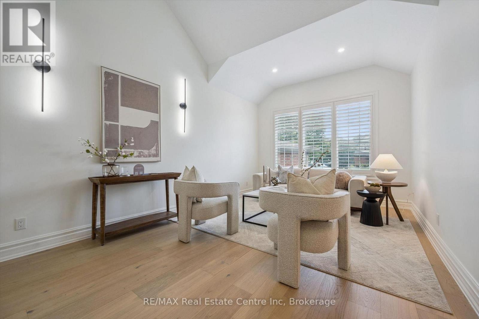 34 WHETSTONE CRESCENT - 4