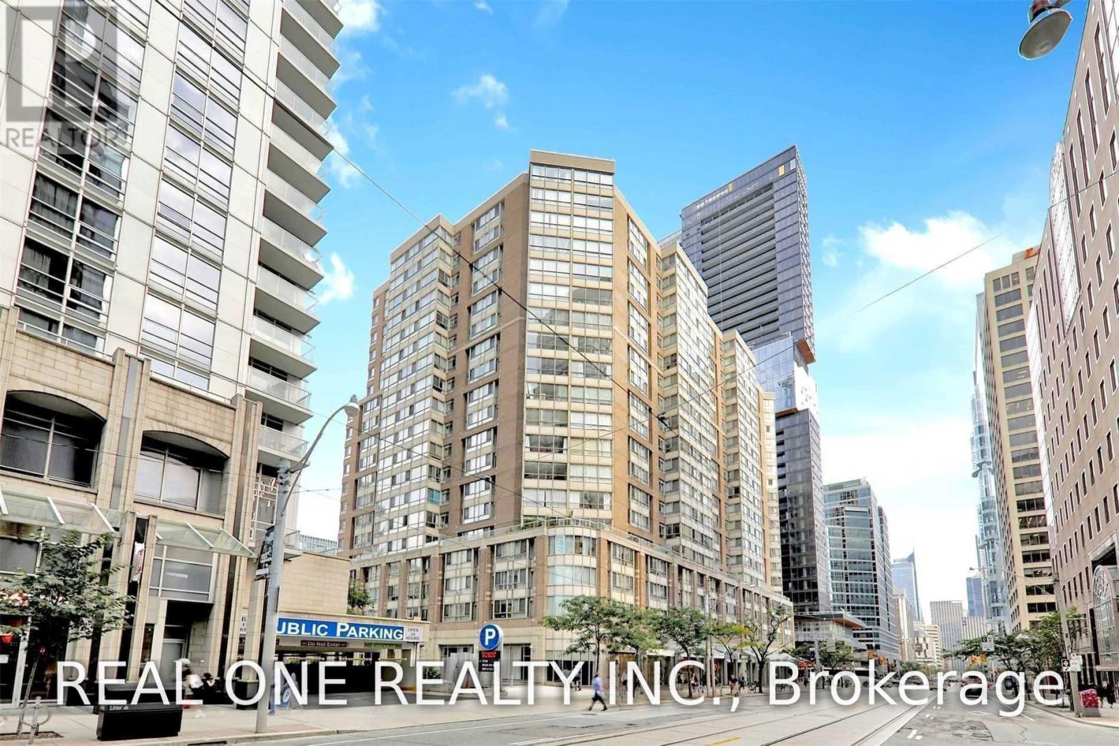 Photo of 711 Bay Street