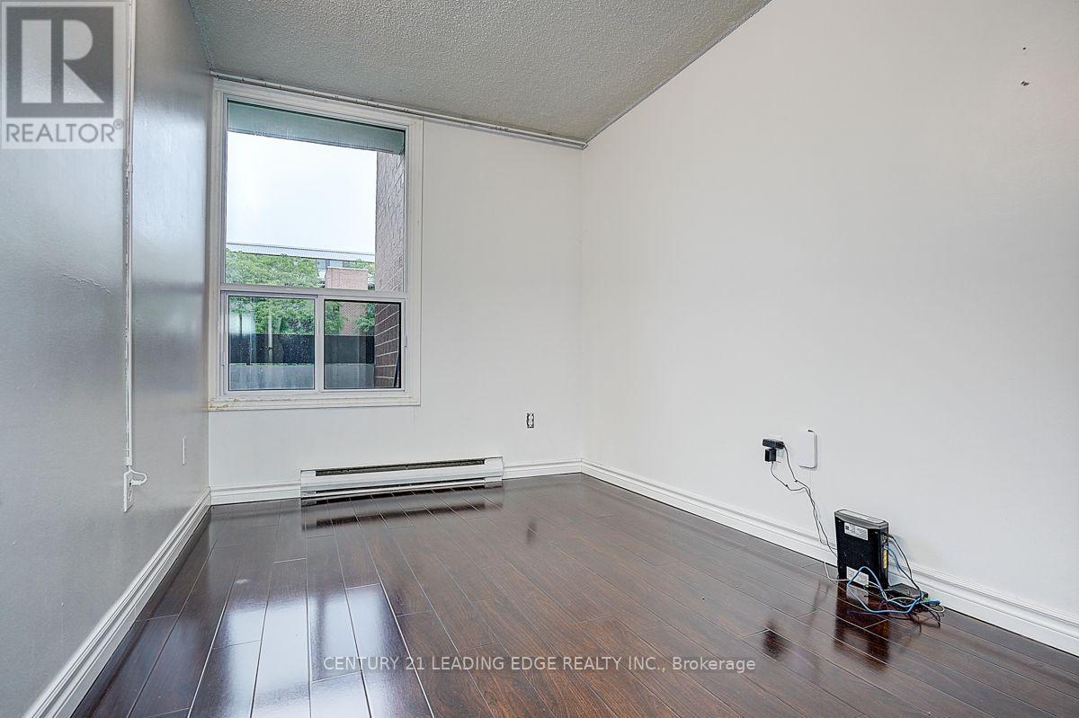 #207 135 LEEWARD GLENWAY - Image 26