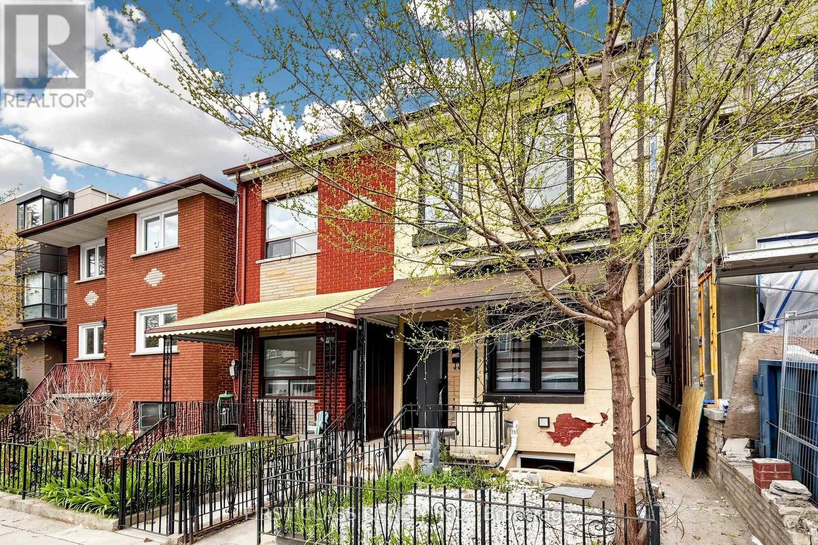 Photo of 174 Manning Avenue