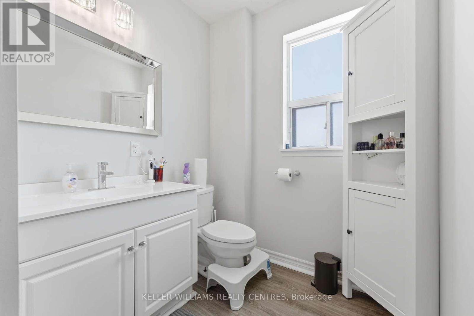 42 MANSFIELD AVENUE - 10