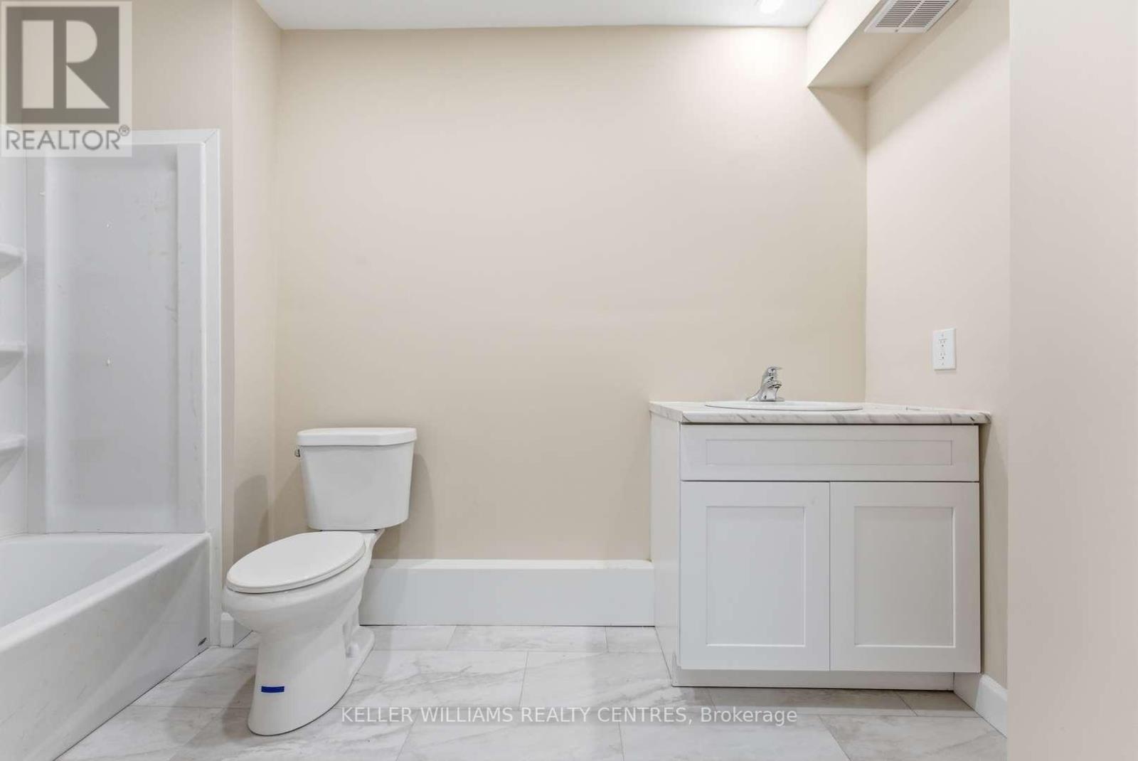 42 MANSFIELD AVENUE - 24