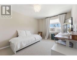 42 Mansfield Avenue, Toronto, ON M6J2B2 Photo 9
