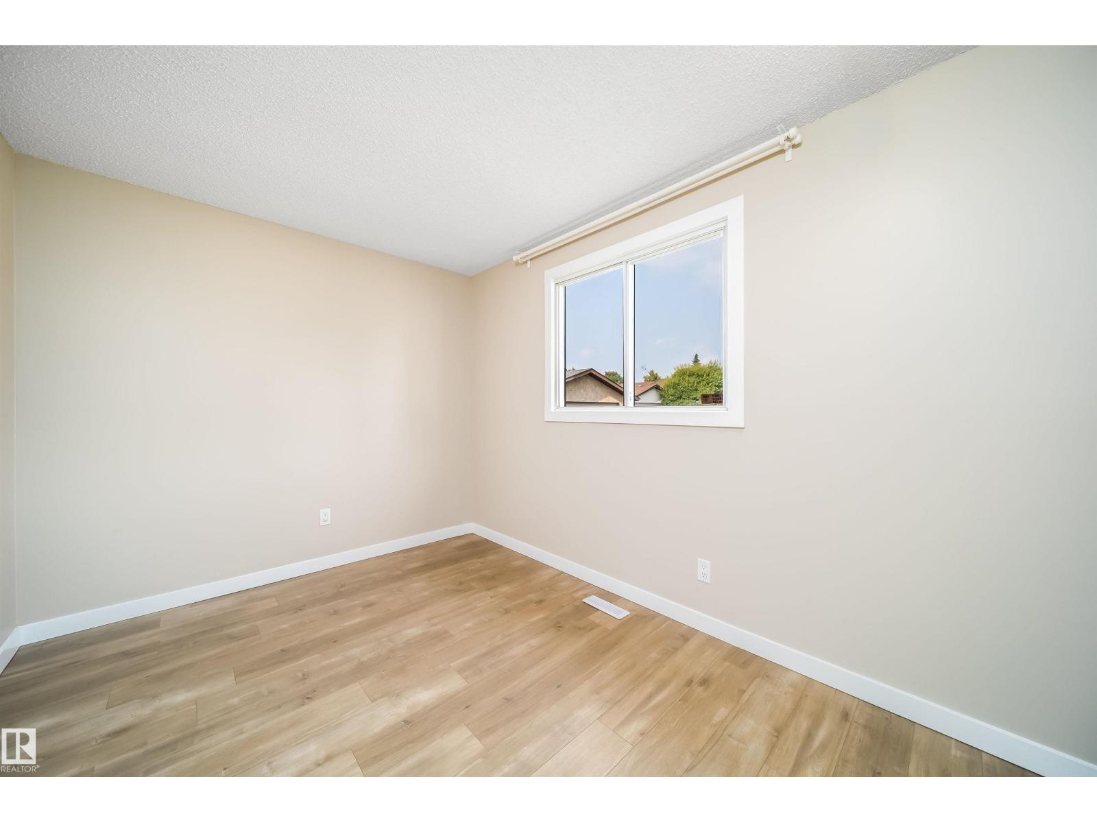 1719 37 Street NW - Photo 29