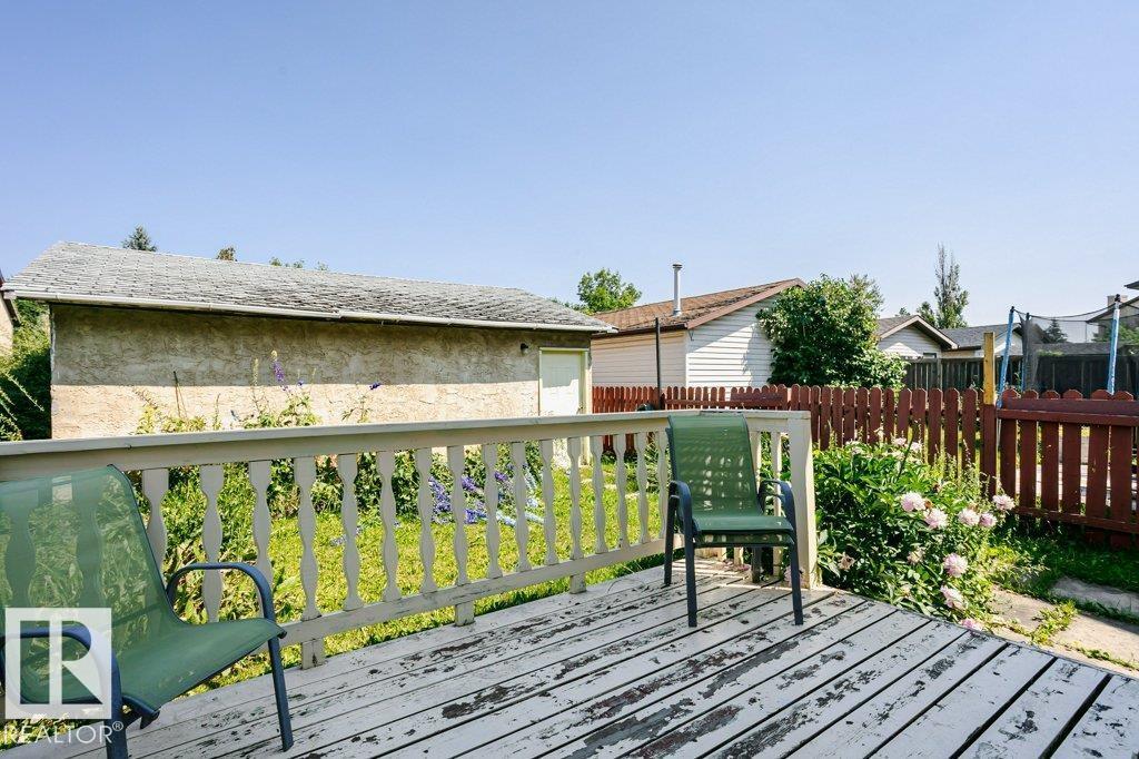 3520 42 Avenue NW - Photo 42