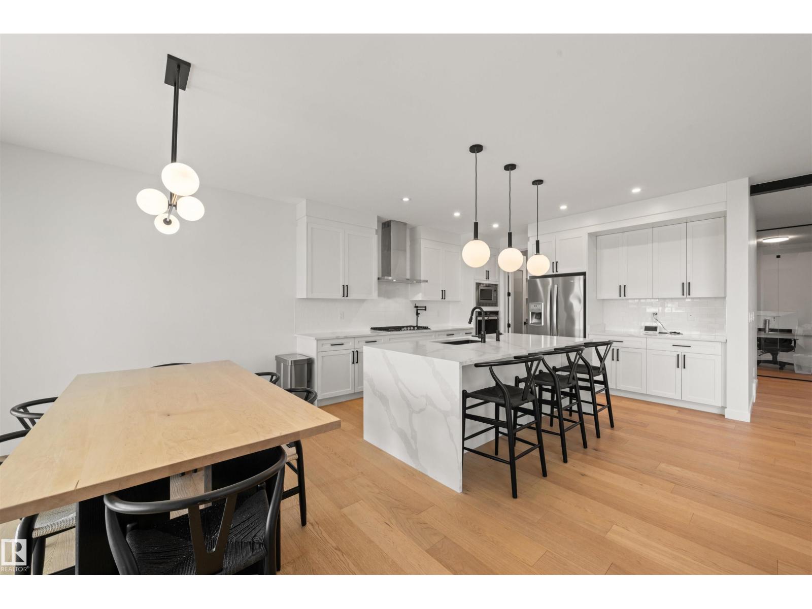 3415 CHICKADEE Drive NW - Photo 16