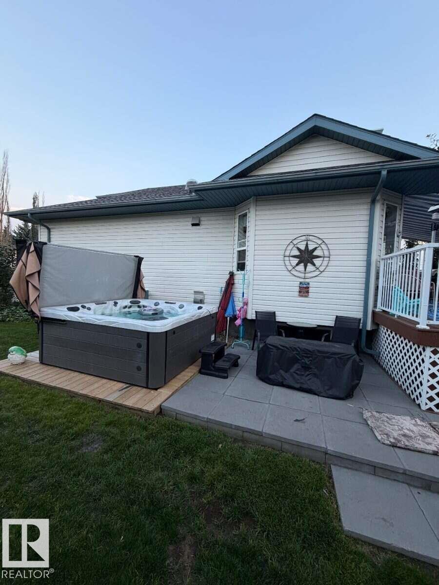5004 53 Street - Photo 22