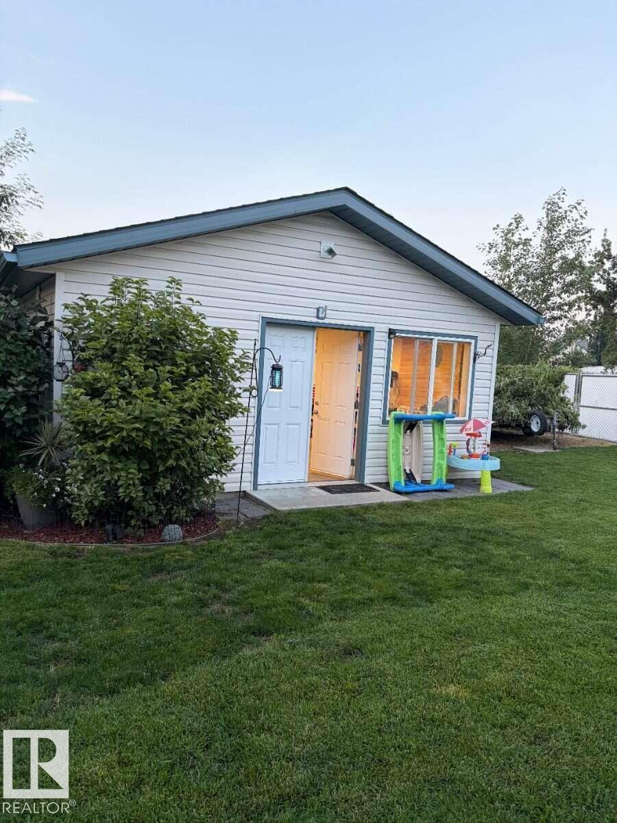 5004 53 Street - Photo 25