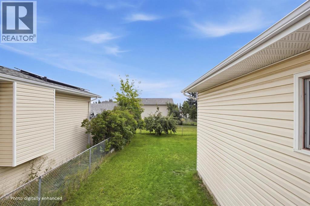 10613 91A Street - Photo 30