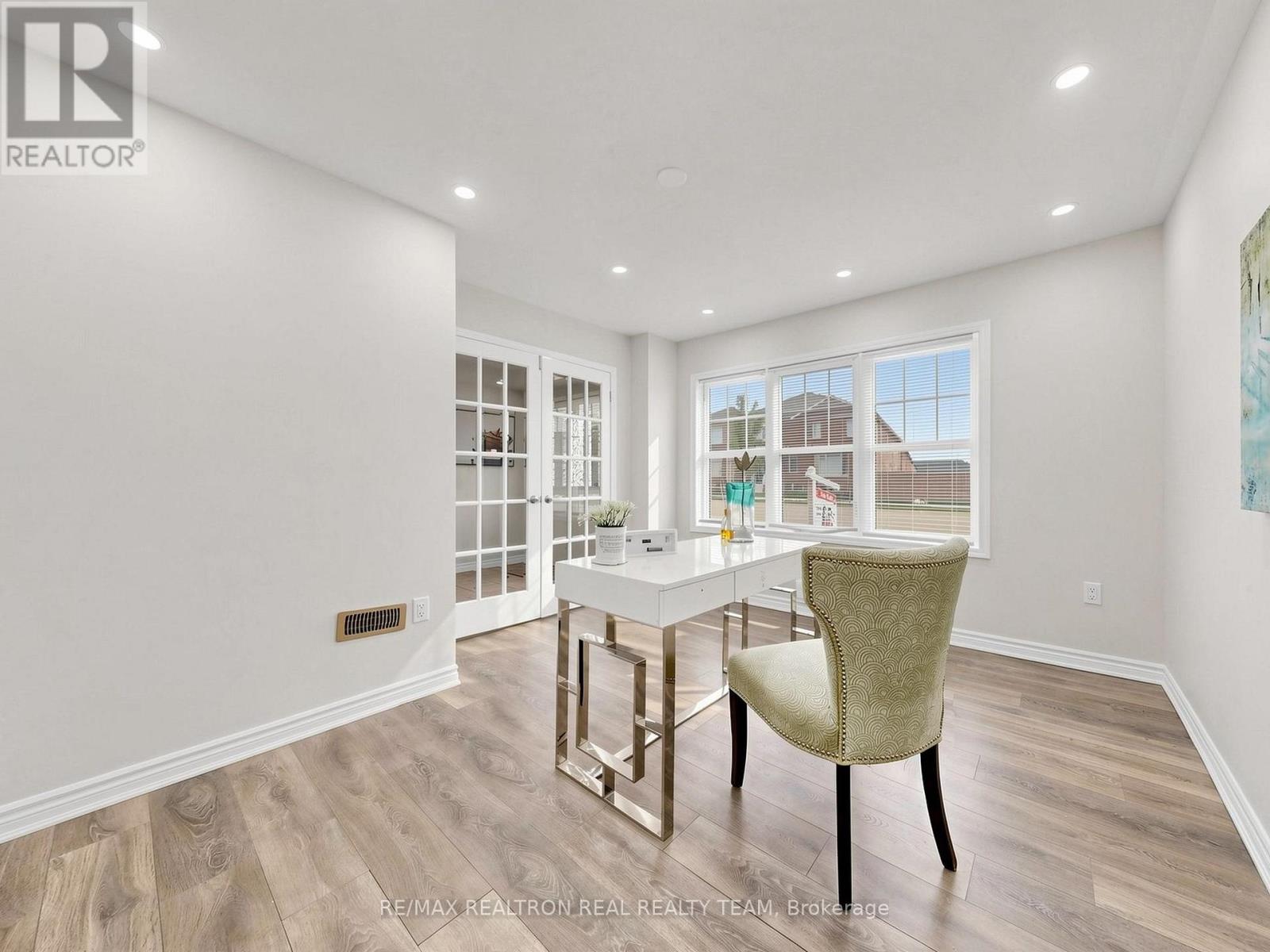 2708 BURKHOLDER DRIVE - Image 27