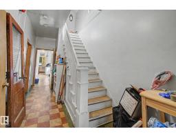 Bedroom 5 - 9334 106a Av Nw, Edmonton, AB T5H0S7 Photo 8