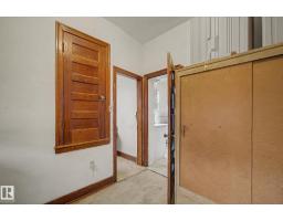 9334 106a Av Nw, Edmonton, AB T5H0S7 Photo 28